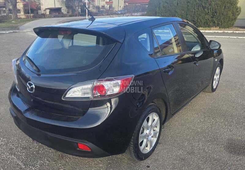 Mazda 3 1.6b CH