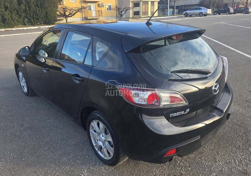 Mazda 3 1.6b CH