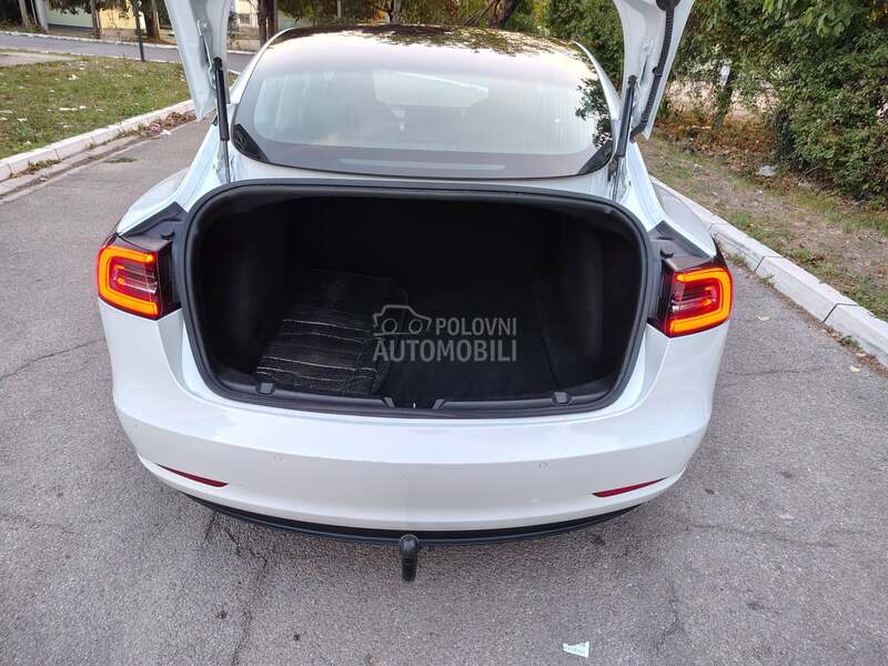 Tesla Model 3 Long Range