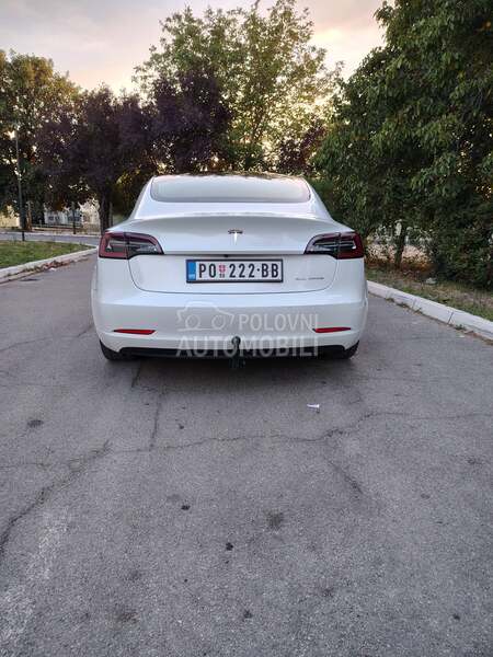 Tesla Model 3 Long Range