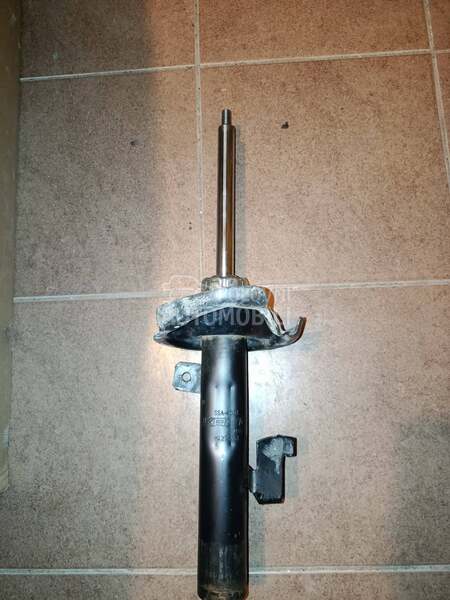 Prednji desni amortizer