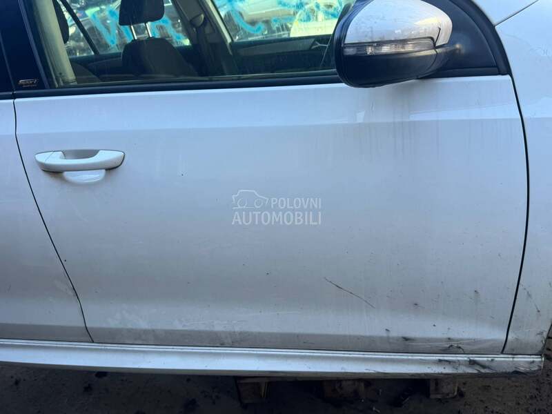 Volkswagen Golf 6 -  kompletan auto u delovima