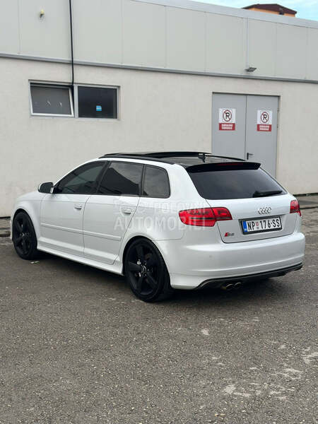 Audi S3 