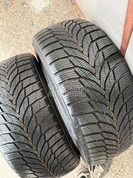 Nexen 225/45 R18 Zimska