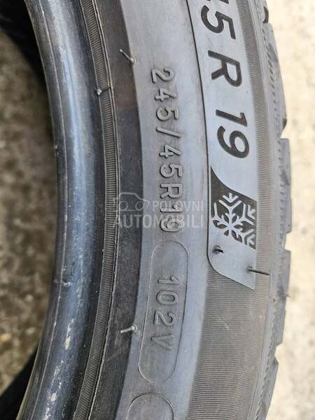 Michelin 245/45 R19 Zimska