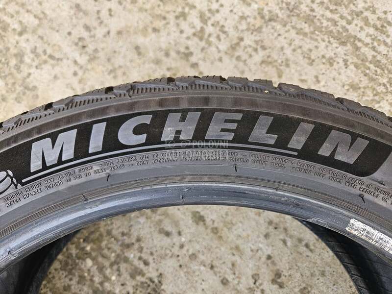 Michelin 245/45 R19 Zimska