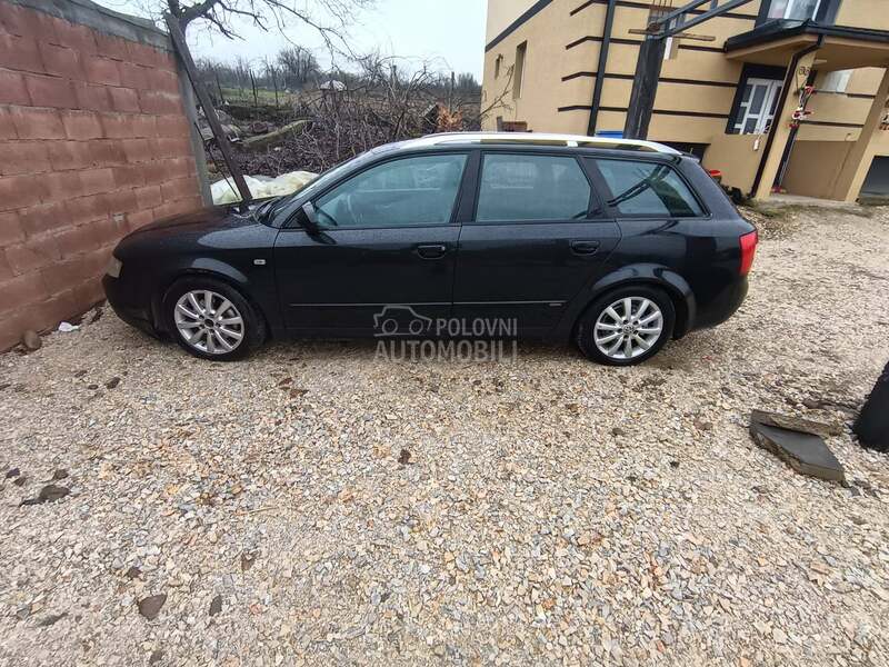 Audi A4 s line