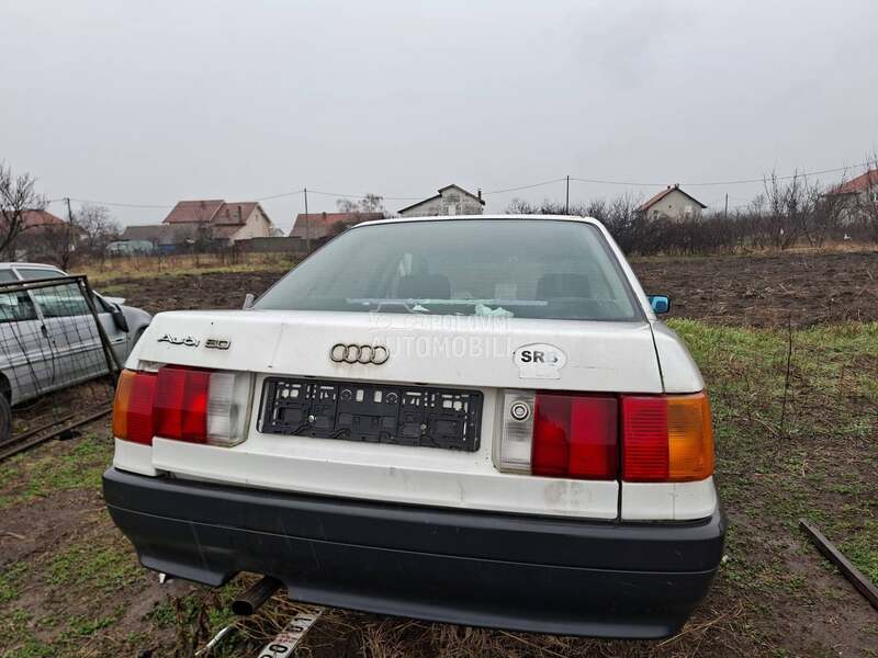 Audi 80 -  kompletan auto u delovima
