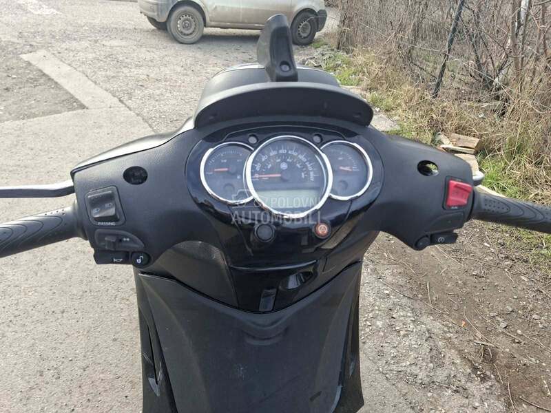 Piaggio Beverly 350