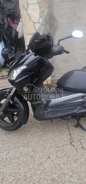 Yamaha X Max 250