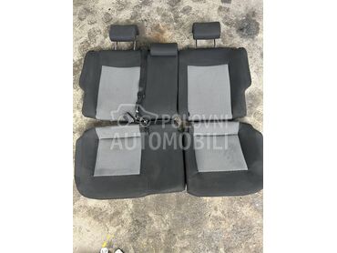 Zadnja sedista za Volkswagen Polo od 2009. do 2014. god.