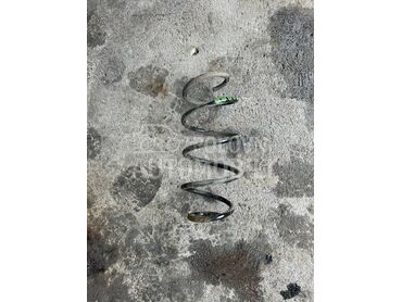 Prednja opruga trapa za Volkswagen Polo od 2009. do 2014. god.