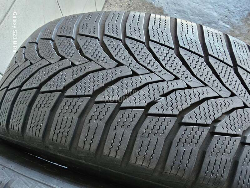 Nexen 225/55 R17 Letnja