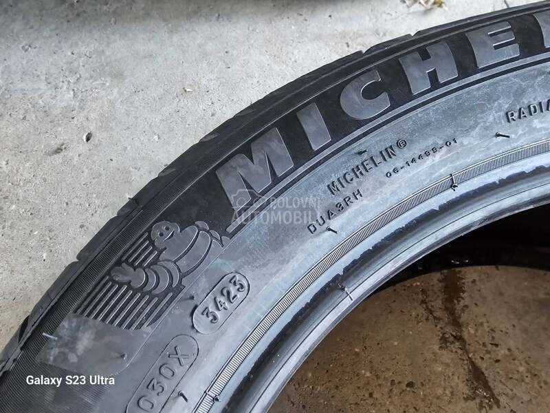 Michelin 235/50 R19 Letnja