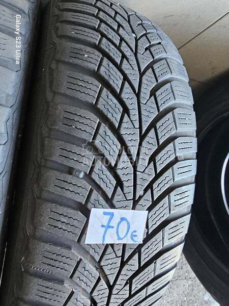 Continental 185/60 R15 Zimska