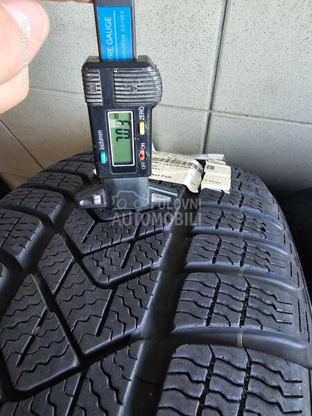 Pirelli 225/55 R17 Zimska