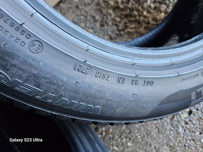 Pirelli 225/55 R17 Zimska