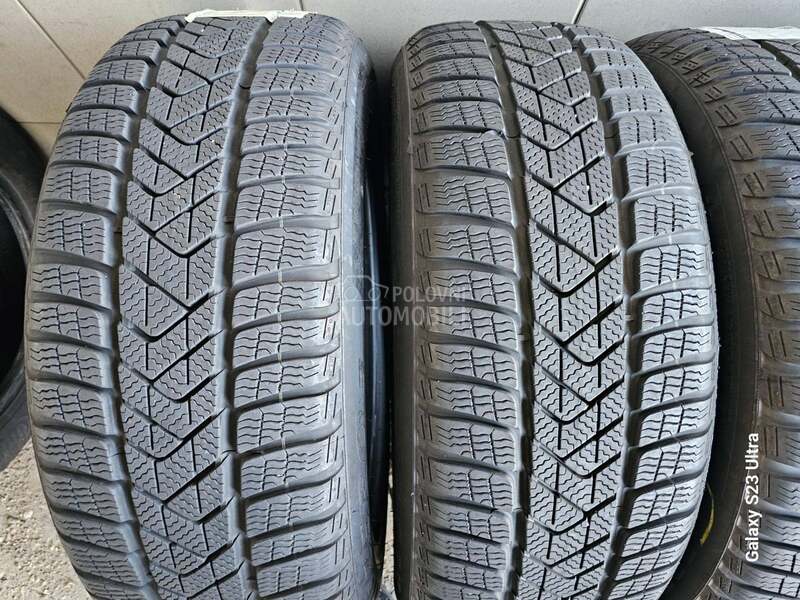 Pirelli 225/55 R17 Zimska
