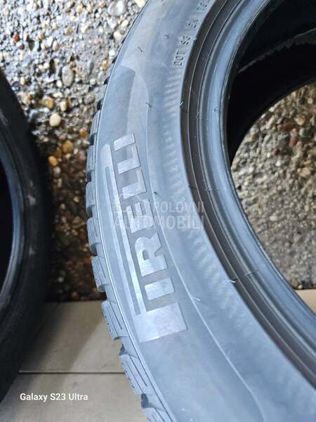 Pirelli 225/55 R17 Zimska