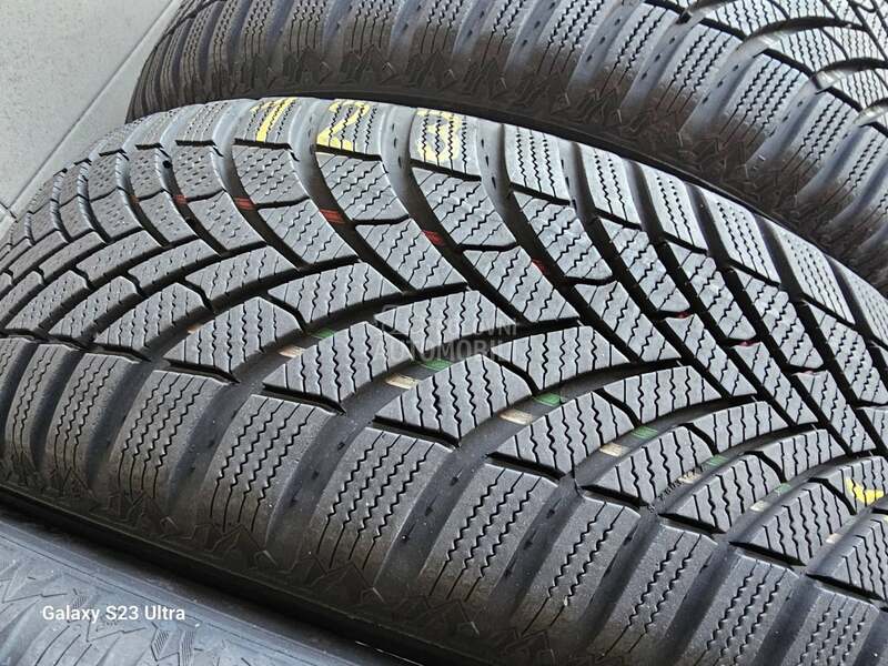 Semperit 225/60 R18 Zimska