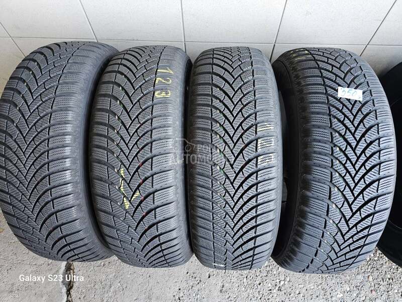 Semperit 225/60 R18 Zimska