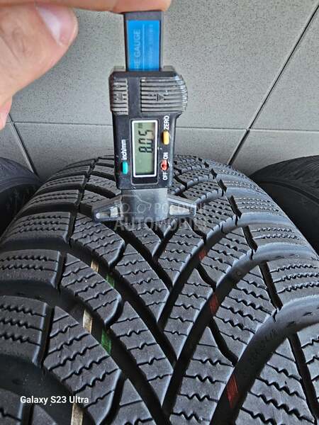 Semperit 225/60 R18 Zimska