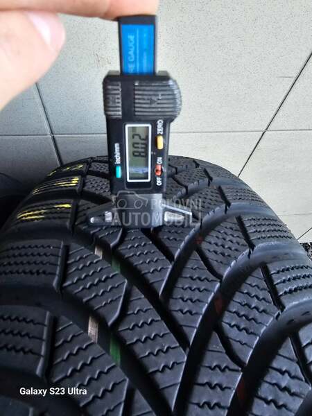 Semperit 225/60 R18 Zimska