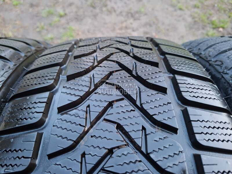 Lassa 245/45 R19 Zimska