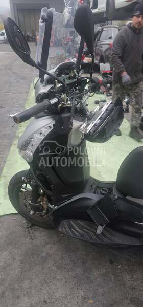 Piaggio Beverly S 400 Hpe