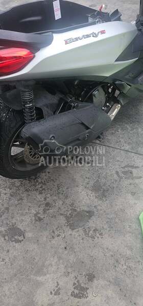 Piaggio Beverly S 400 Hpe