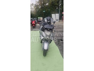 Honda Silver Wing 600cc