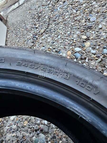 Sava 245/45 R18 Zimska