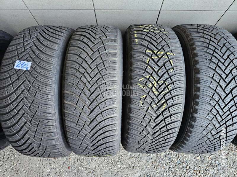 Hankook 215/55 R17 Zimska