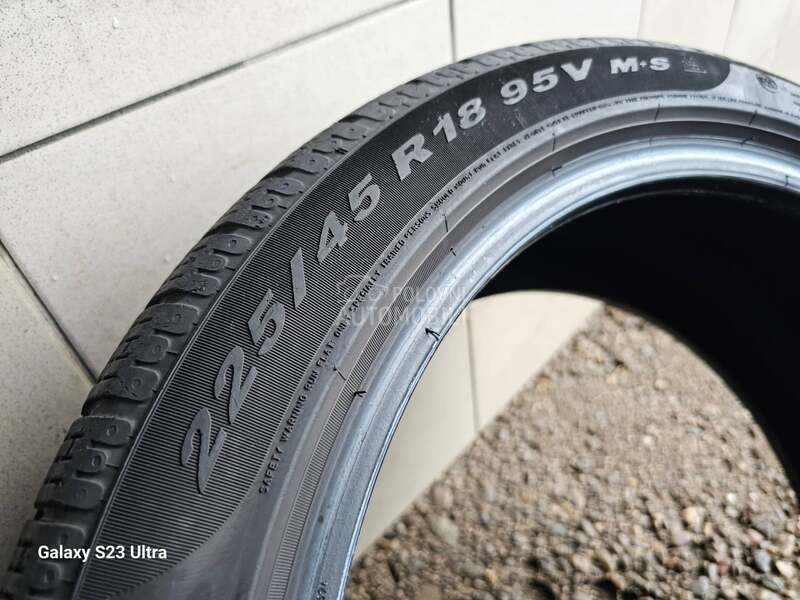 Pirelli 225/45 R18 Zimska