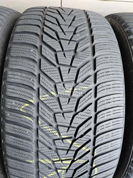 Hankook 255/35 R21 Zimska