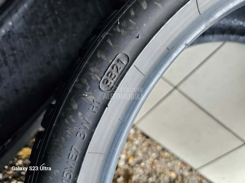 Hankook 255/35 R21 Zimska