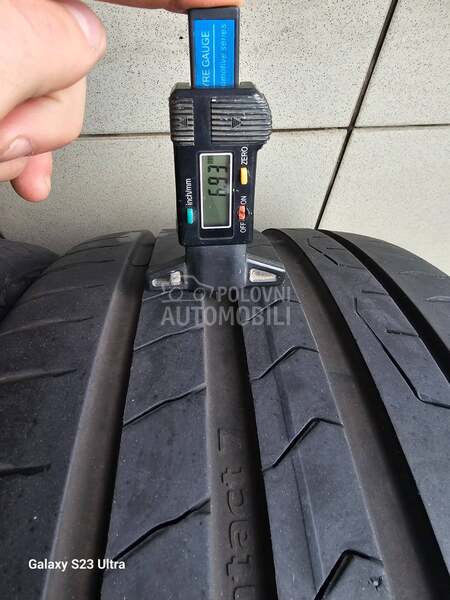 Continental 245/40 R18 Letnja