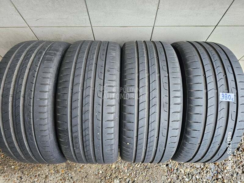 Continental 245/40 R18 Letnja
