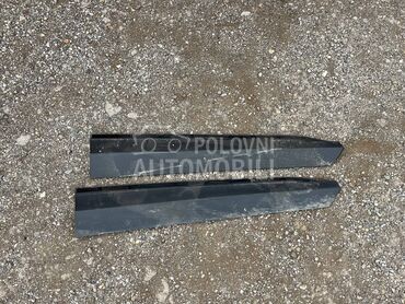 Prednja Desna Lajsna Vrata za Toyota Yaris Cross od 2020. do 2026. god.