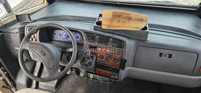 Dethleffs Globetrotter  i 5940