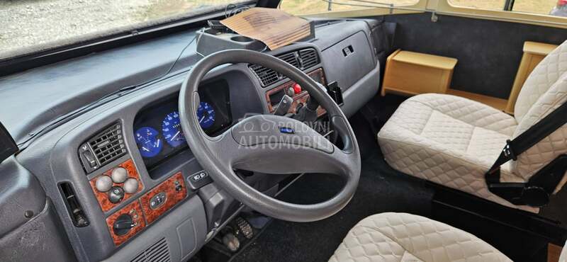 Dethleffs Globetrotter  i 5940