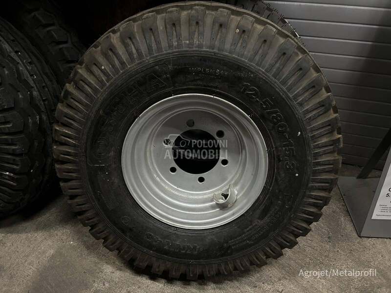 Ostalo 12.5/80 R15.3