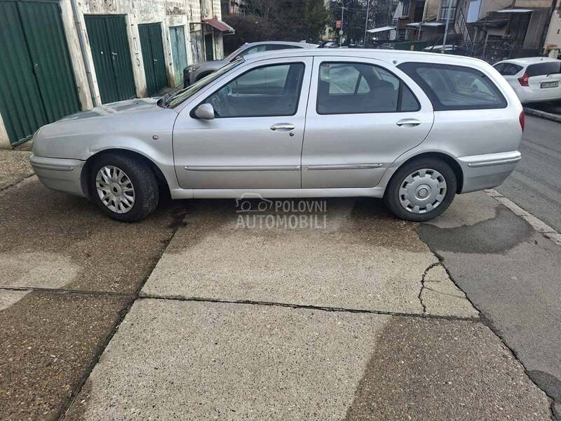 Lancia Lybra 1.9 jtd