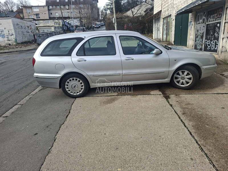 Lancia Lybra 1.9 jtd