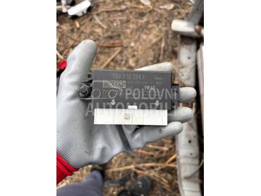 Modul parking senzora za Volkswagen Golf 7, Passat B7, Passat B8 ... od 2012. do 2018. god.