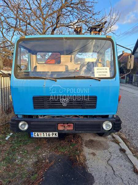 TAM Tam 130 sa dizalicom