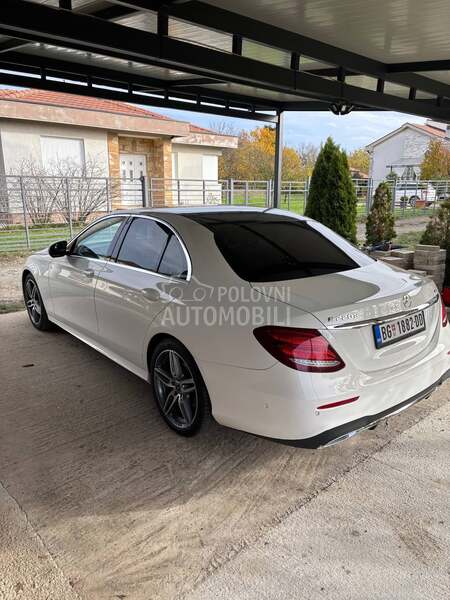Mercedes Benz E 220 