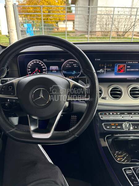Mercedes Benz E 220 