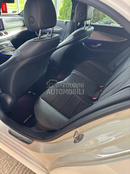 Mercedes Benz E 220 