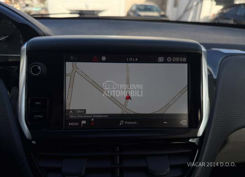 Peugeot 2008 1.2 PURE TECH PERLA